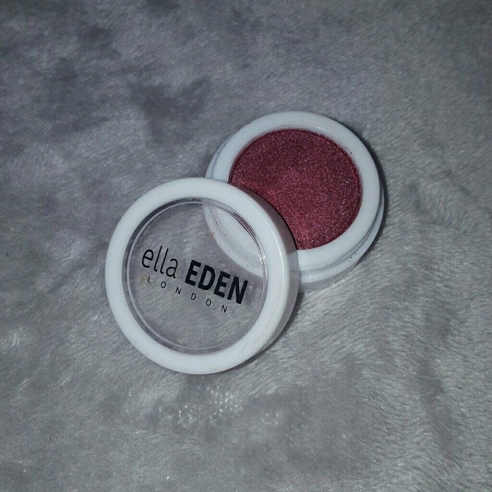 Eyeshadow